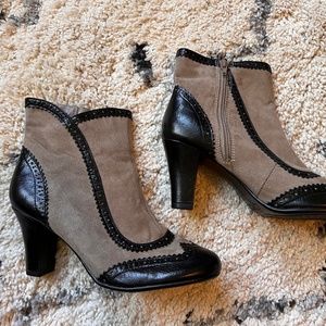 Aerosoles A2 Wingtip Design Heeled Suede Booties